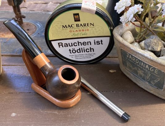 Sie bestehen aus 100% reinen Virginia Tabake für den Wickler und Virginia und Dark Fired Kentucky als Einlage